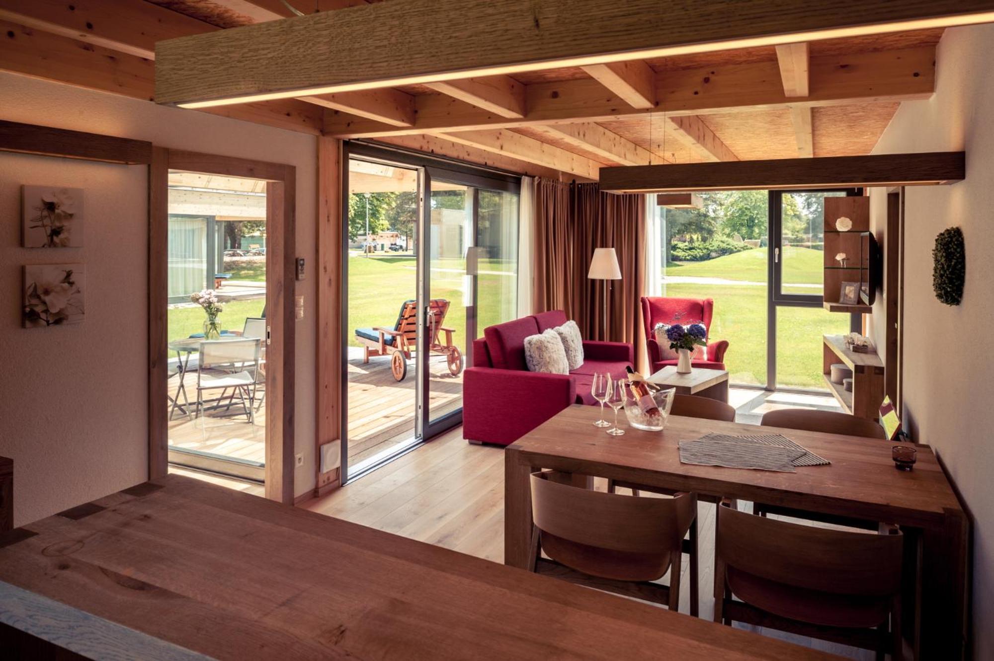Villa Resort & Organic Spa - Zahajen Prodej Letni Sezony Ceske Budejovice Ruang foto